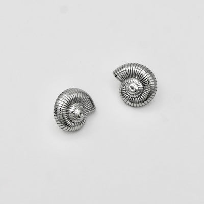 SILVER SHELLS OORBELLEN