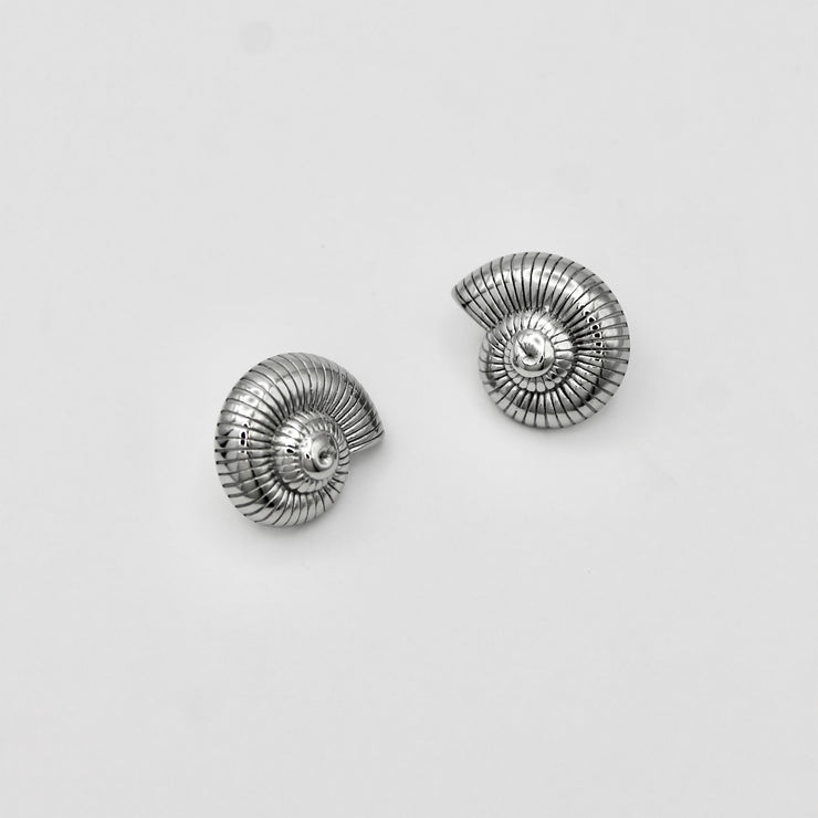SILVER SHELLS OORBELLEN