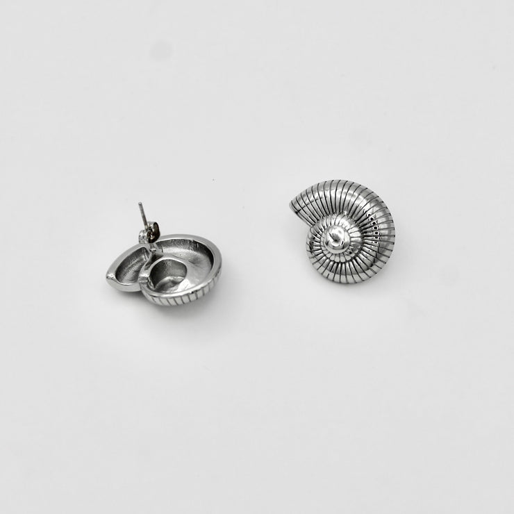 SILVER SHELLS OORBELLEN