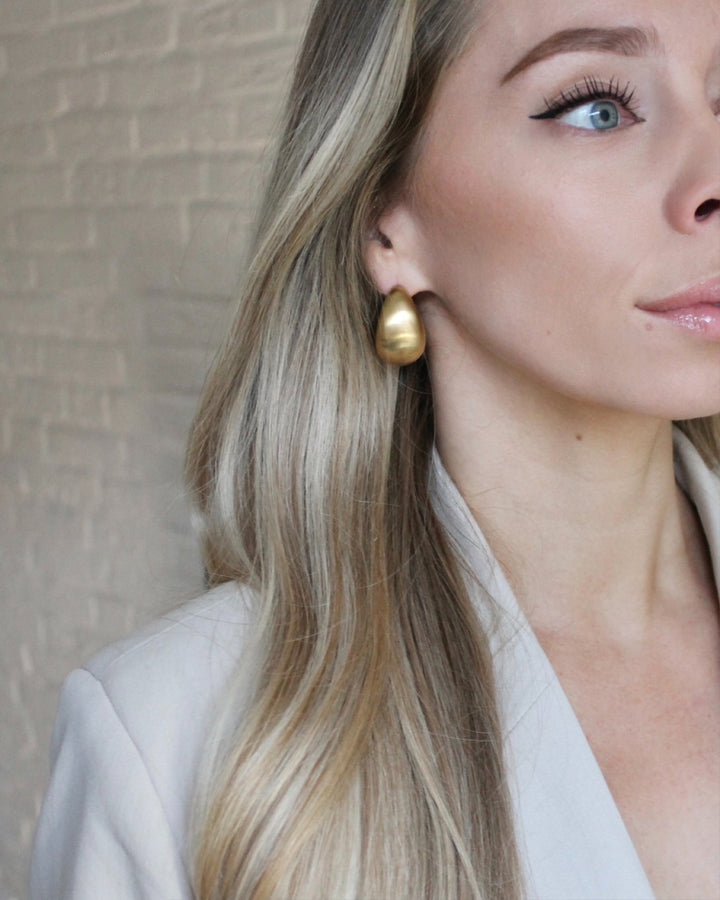 MATTE GOLD DROPS