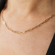 SHORT MINIMALISTIC CHAIN KETTING