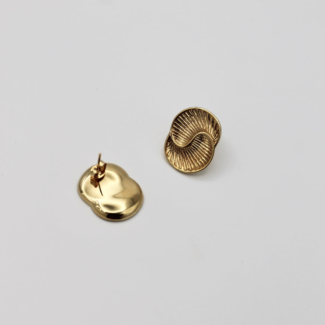 CHIC SHELL OORBELLEN