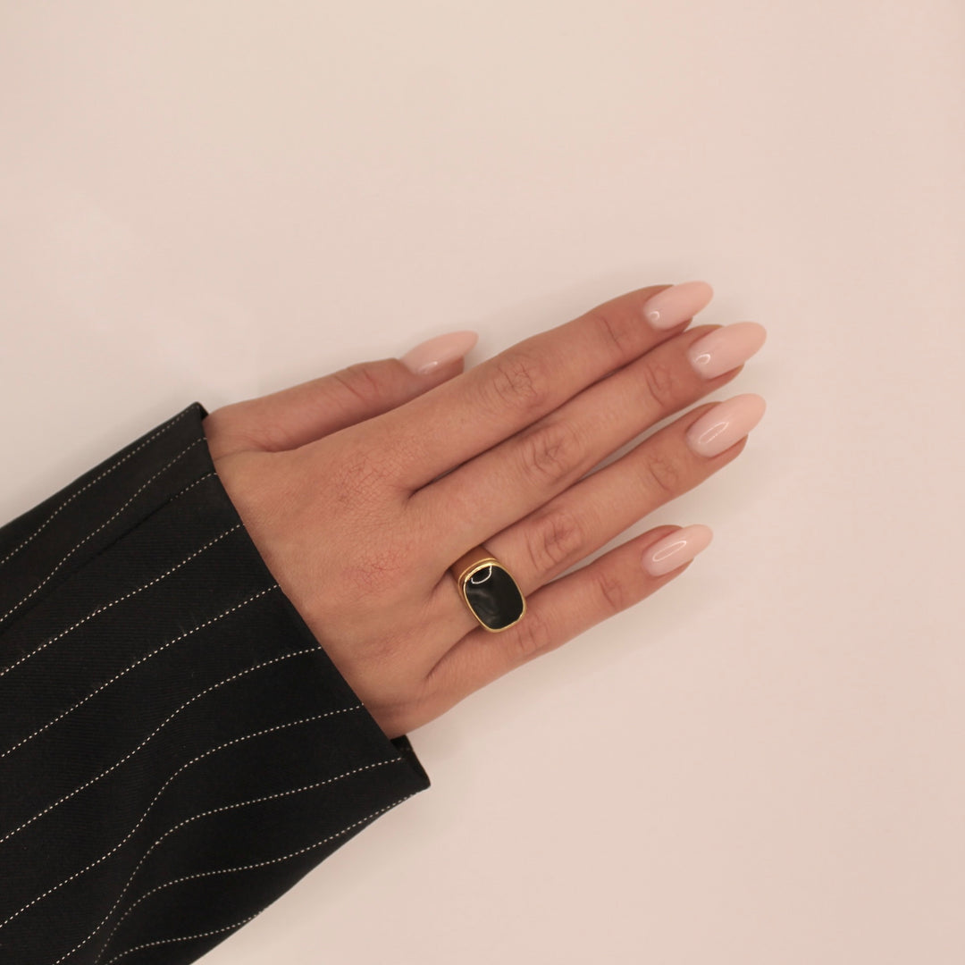 BLACK CHUNK RING
