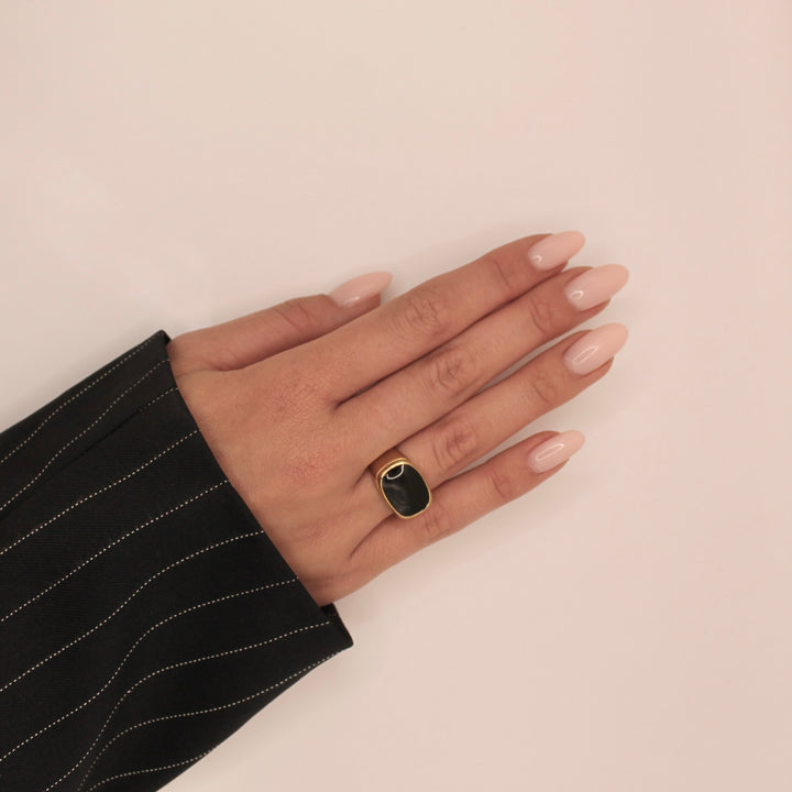 BLACK CHUNK RING